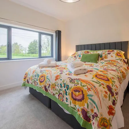 度假居 Stylish 3-bed Near Scotch Corner By Mcpi Hosting, Perfect For Families & Groups! Middleton Tyas