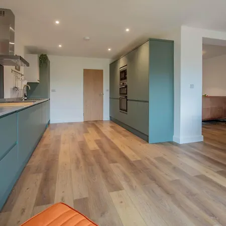 Stylish 3-bed Near Scotch Corner By Mcpi Hosting, Perfect For Families & Groups!